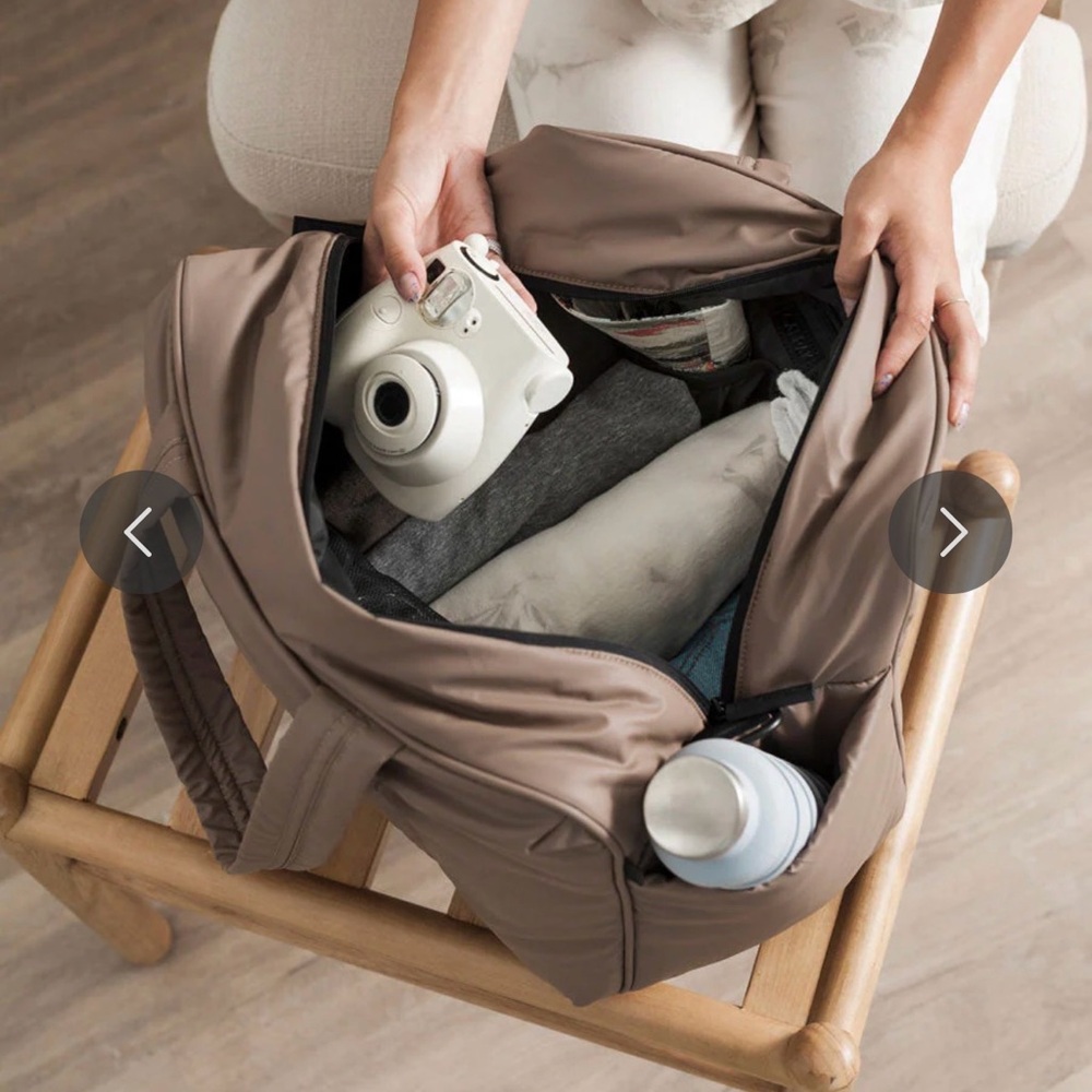 Calpak - Luka Duffel in Chocolate - Picture 4 of 9
